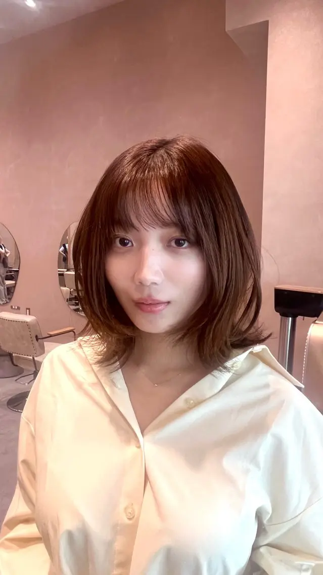 ミディアム ヘアアレンジ 💙まの/ 透明感カラー💙のヘアスタイル