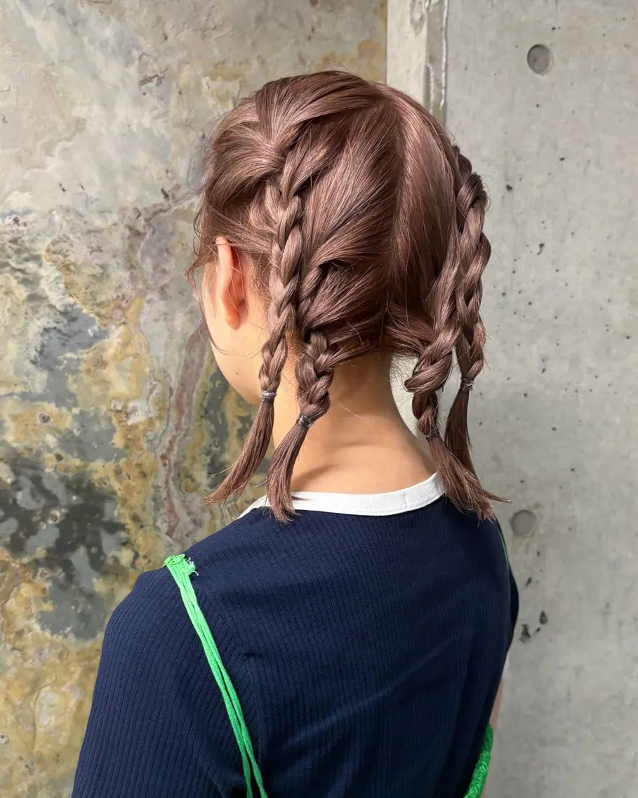 ミディアム 中川 舞依のヘアスタイル