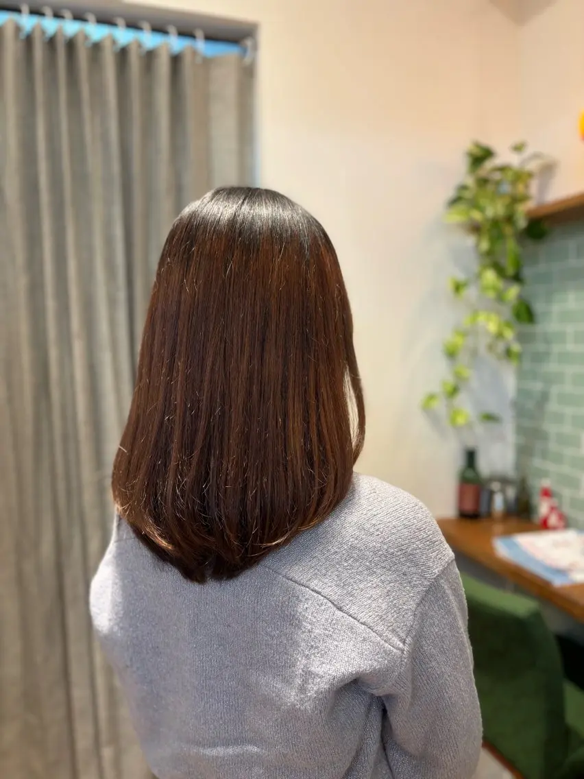 セミロング パーマ レイヤーカット 酸性ストレート ストレートパーマ カネコ ナナミのヘアスタイル
