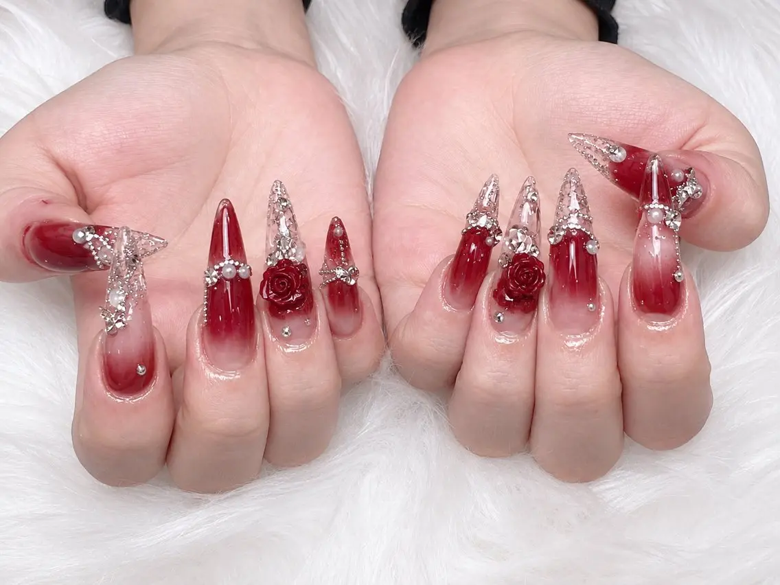 ネイル フレンチネイル 韓国ネイル マグネットネイル ニュアンスネイル オフィスネイル ハンドネイル ハンドケア Hara Nail 【持ち込みOK】のネイルデザイン