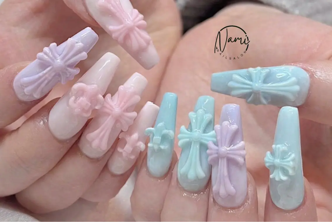 ネイル 長さ出し ガーリー 韓国ネイル ロングネイル 持ち込み ハンドネイル Nami nail salonのネイルデザイン
