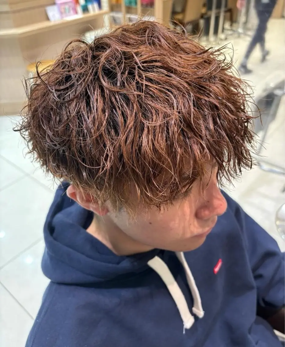 💈変化を求める方オススメ💈メンズカット＋パーマ＋カラーの写真