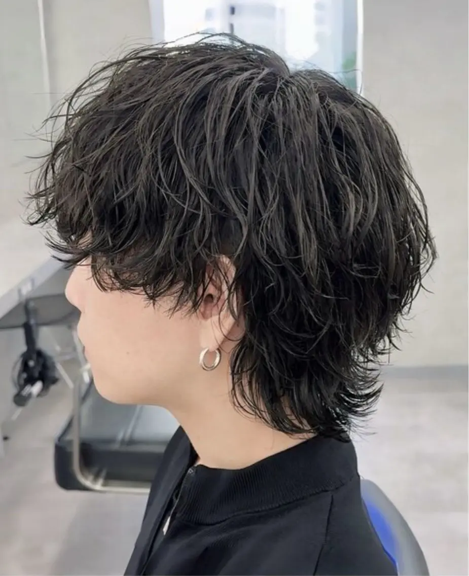 パーマ メンズ メンズパーマ ツイストスパイラルパーマ 波巻きパーマ メンズウルフカット ウルフカット メンズ/シャドウ/ 波巻き/kyogoのヘアスタイル