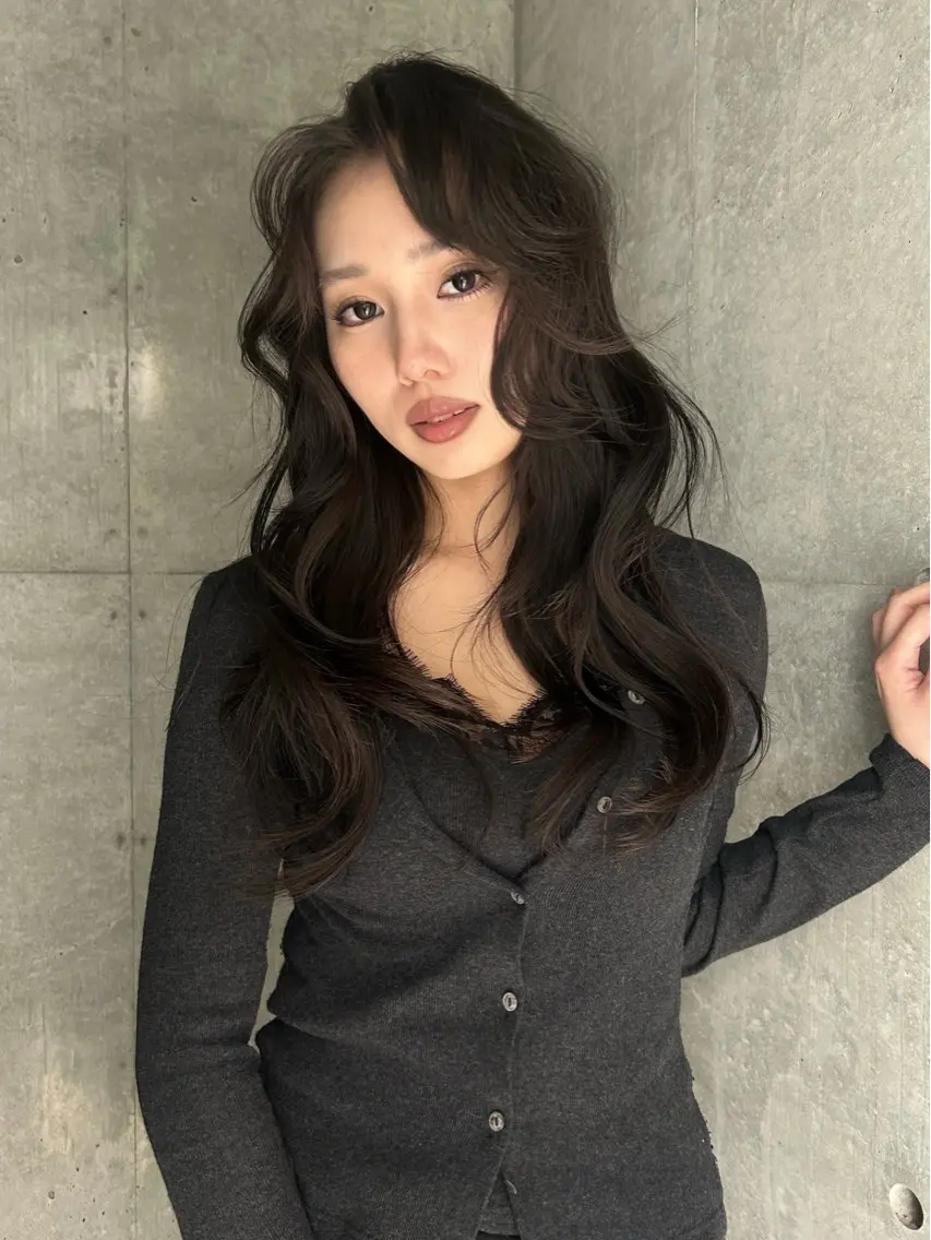 ロング カラー 🩵ブリーチカラー yuna🩵のヘアスタイル