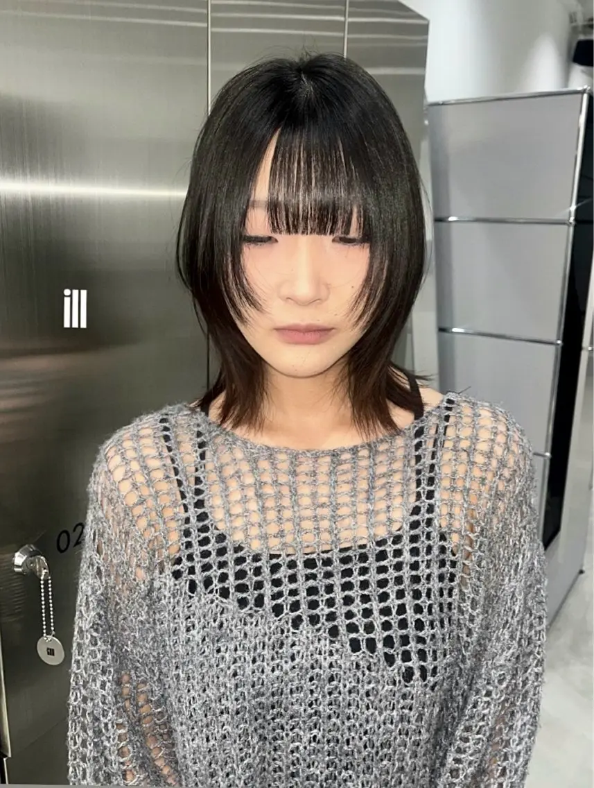 ミディアム ボブ レイヤーカット カット トリートメント 天神/レイヤー特化 ハイトーン/デザインのヘアスタイル