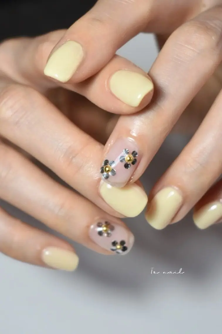 ネイル ハンドネイル To. nail （トゥ ネイル）のネイルデザイン