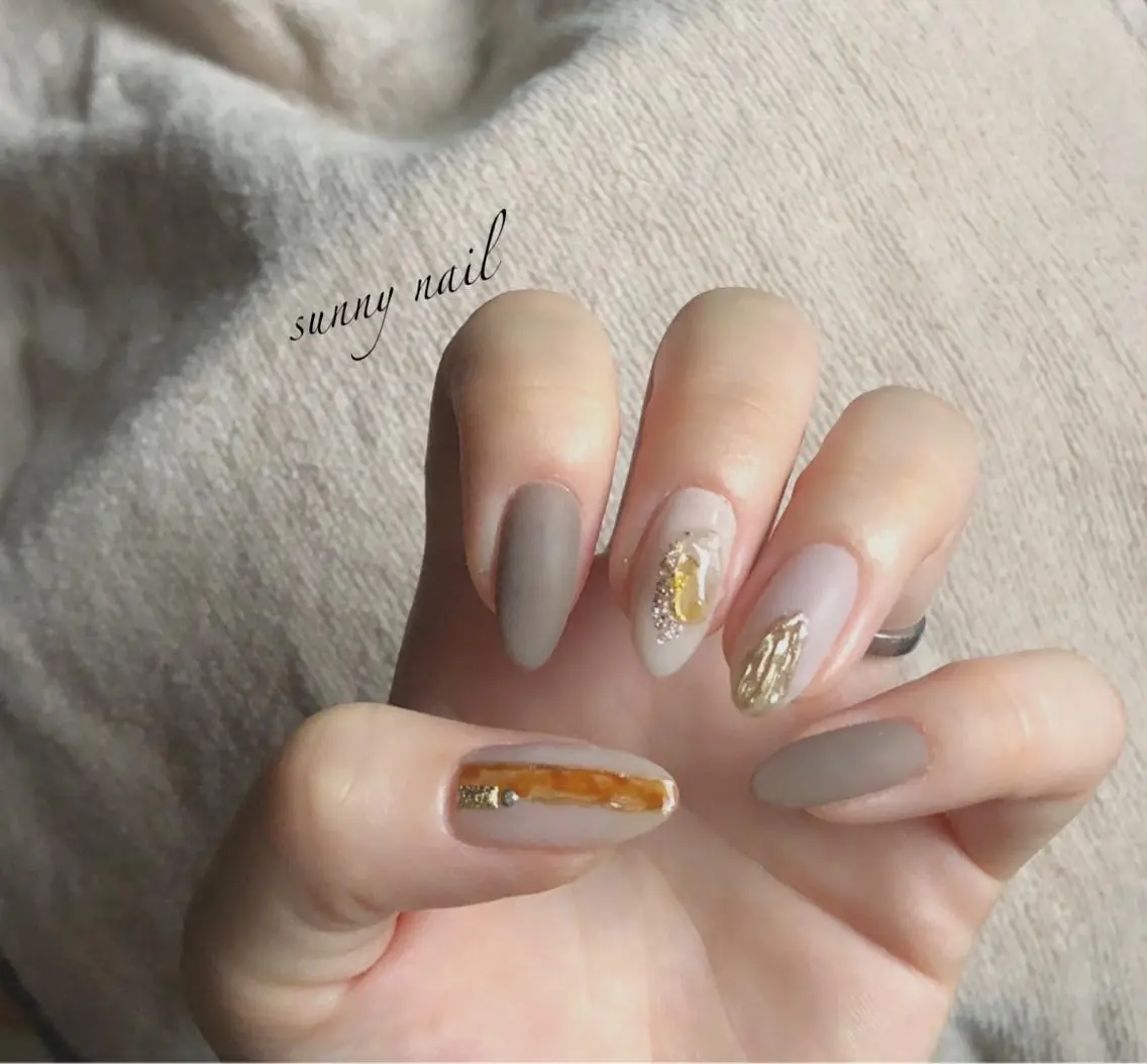 ネイル べっ甲ネイル マットネイル ミラーネイル ニュアンスネイル sunny nailのネイルデザイン