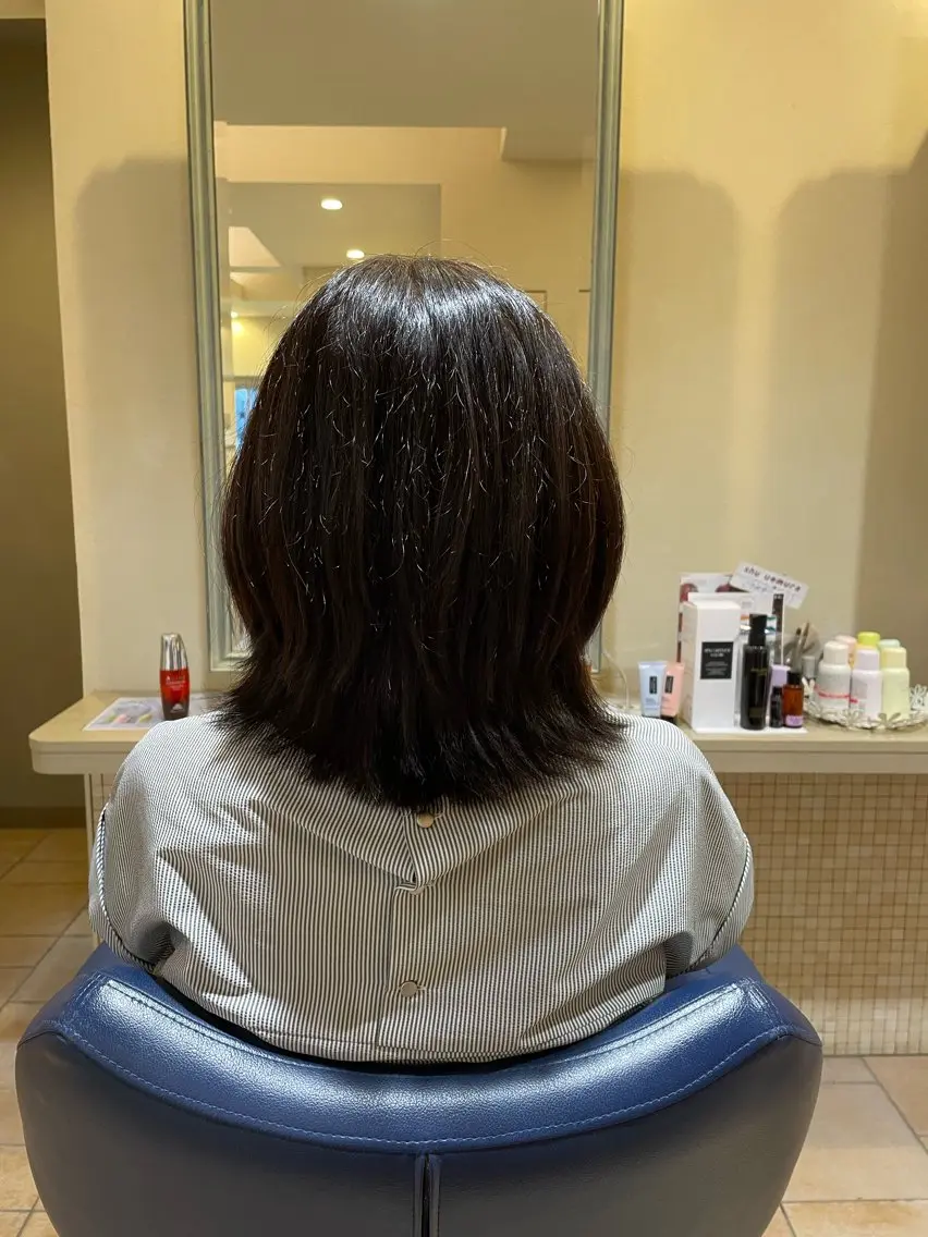 ミディアム しみず ちはるのヘアスタイル
