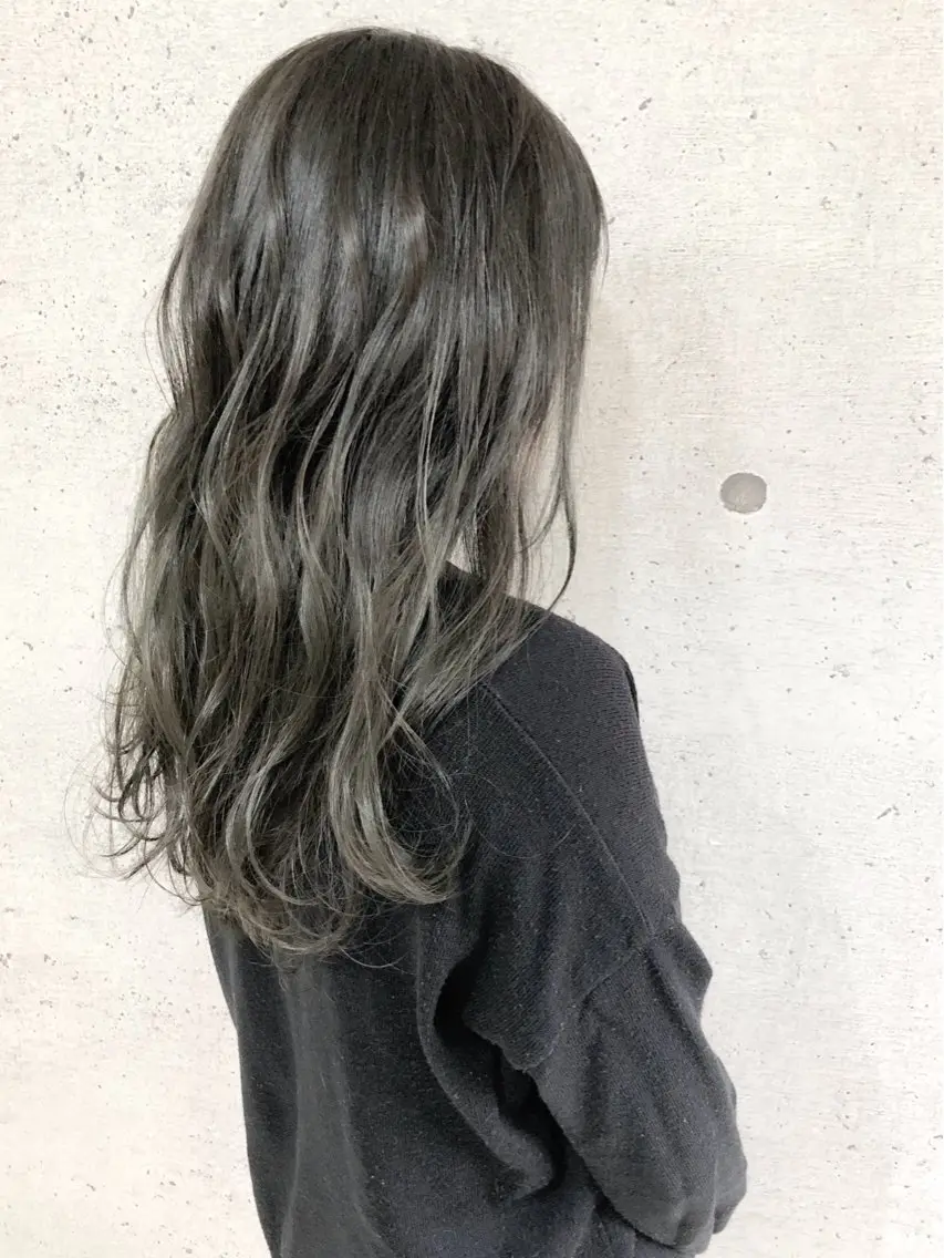 ロング ボブ 髪質改善 レイヤーカット 小顔カット トリートメント Day& Nightのヘアスタイル