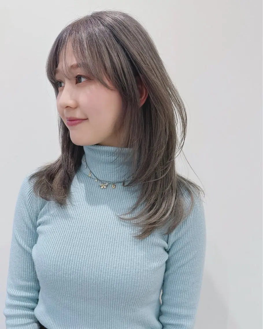 セミロング カラー グレージュ カット ヘアカラー 小顔レイヤー/ ベージュ🤍Rieのヘアスタイル