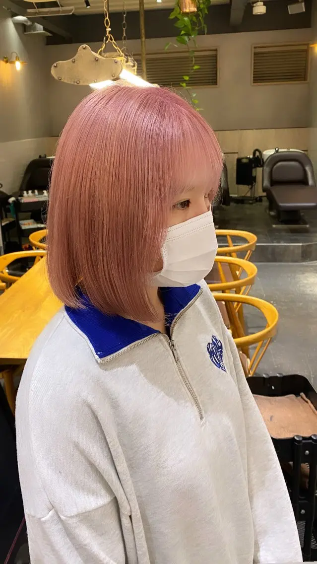 ミディアム 町田 甲陽のヘアスタイル