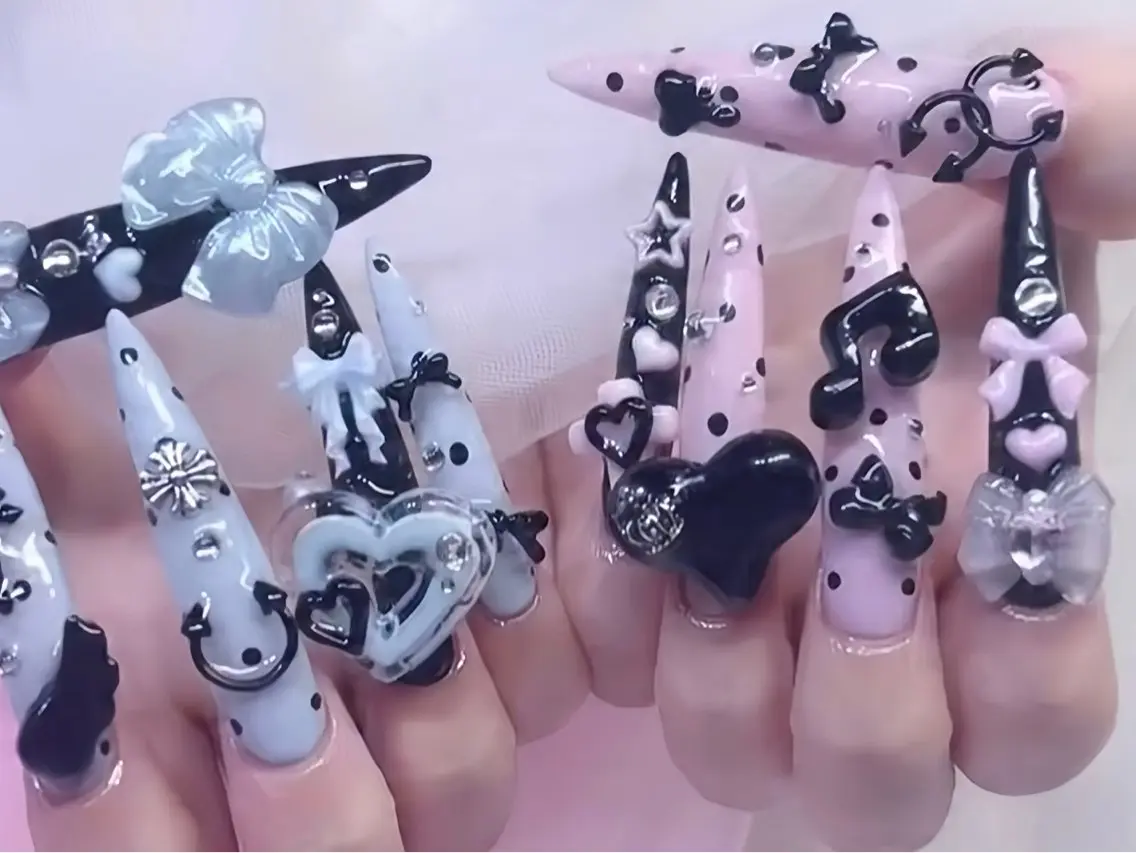 ネイル オーロラネイル ブルー フットネイル ジェルネイル 氷ネイル・うるうるネイル ハンドネイル Rin Nail 新大久保店のネイルデザイン