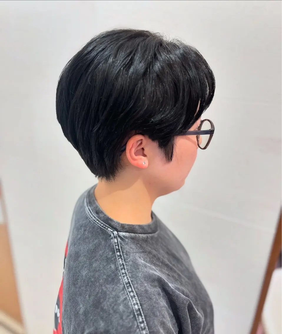 カラー 伊藤 アユミのヘアスタイル