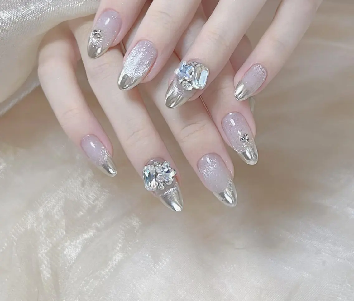 ネイル ハンドネイル ハンドケア 🍑 momo_nailのネイルデザイン