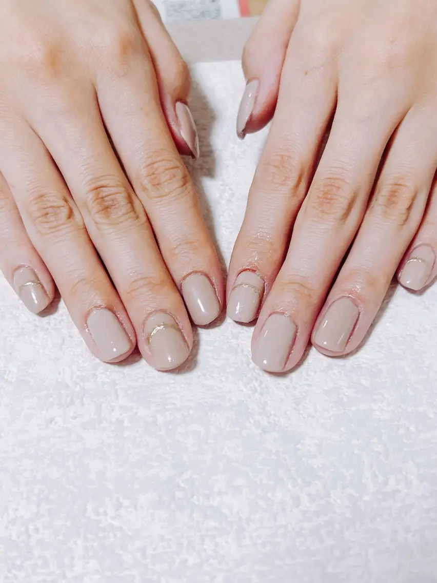 ネイル オーロラネイル フットネイル フレンチネイル ジェルネイル 韓国ネイル ハンドネイル mogunail &blowのネイルデザイン
