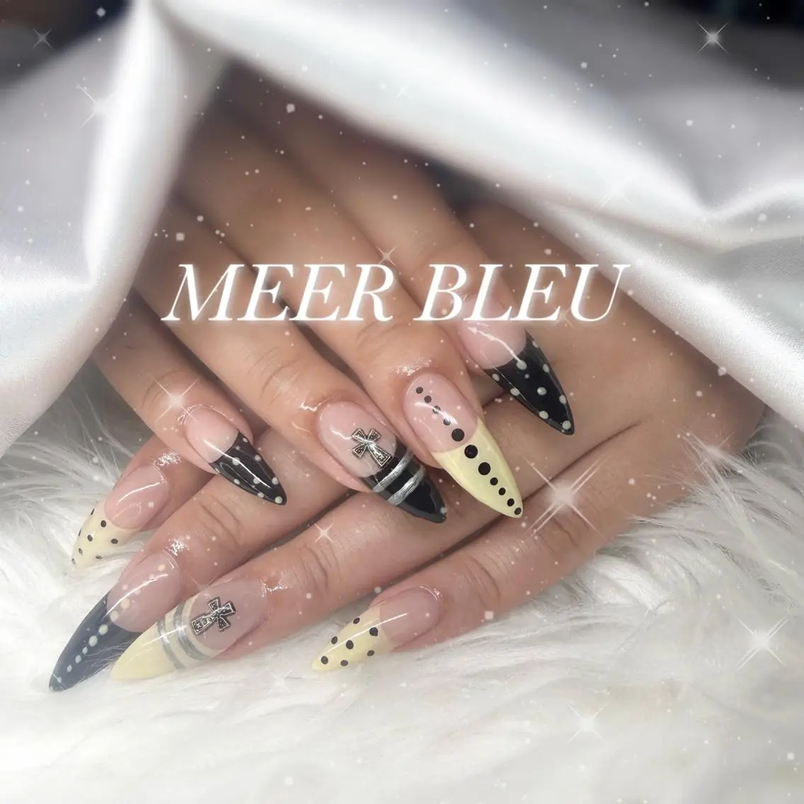 ネイル MEER BLEU Risaのネイルデザイン