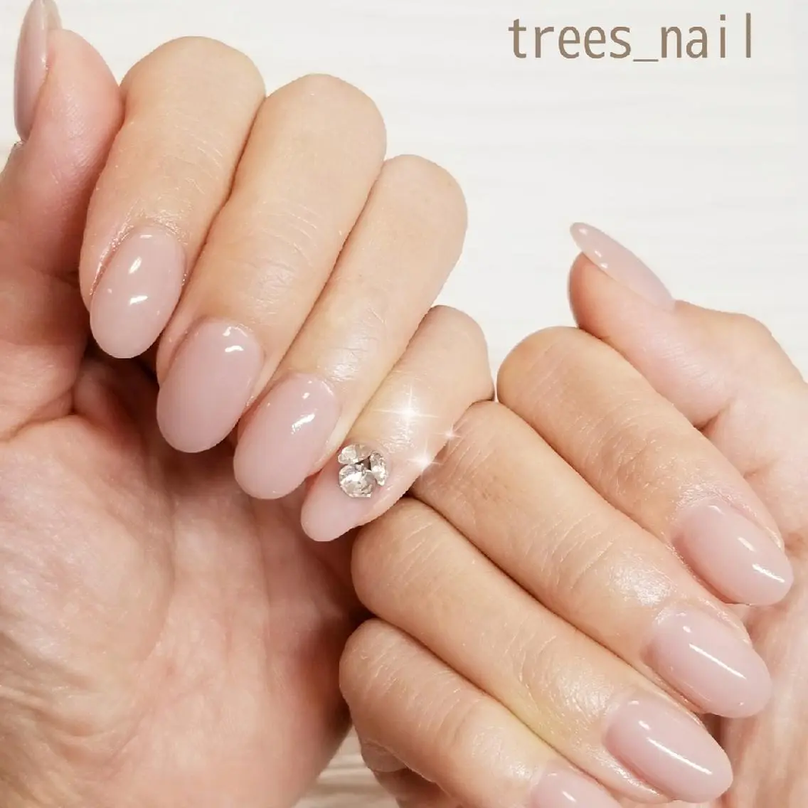 ネイル オフィスネイル ワンカラーネイル ピンク シンプルネイル trees_ nailのネイルデザイン