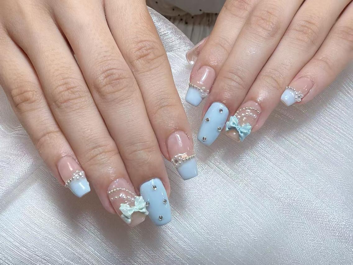 ネイル チークネイル 長さ出し フラッシュネイル フレンチネイル ガラスフレンチ ハンドネイル ハンドケア Morise Nail 原宿店のネイルデザイン