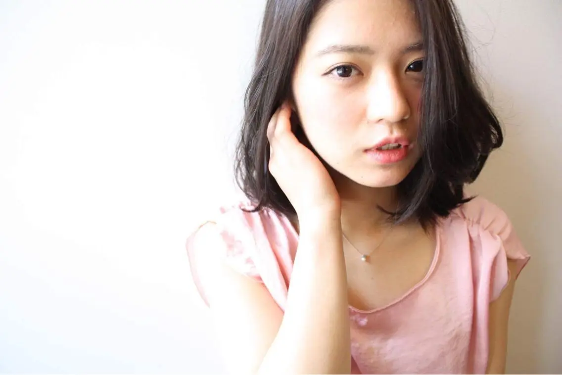 ミディアム カラー パーマ ブリーチ イルミナカラー 髪質改善 トリートメント tuuli トゥーリのヘアスタイル