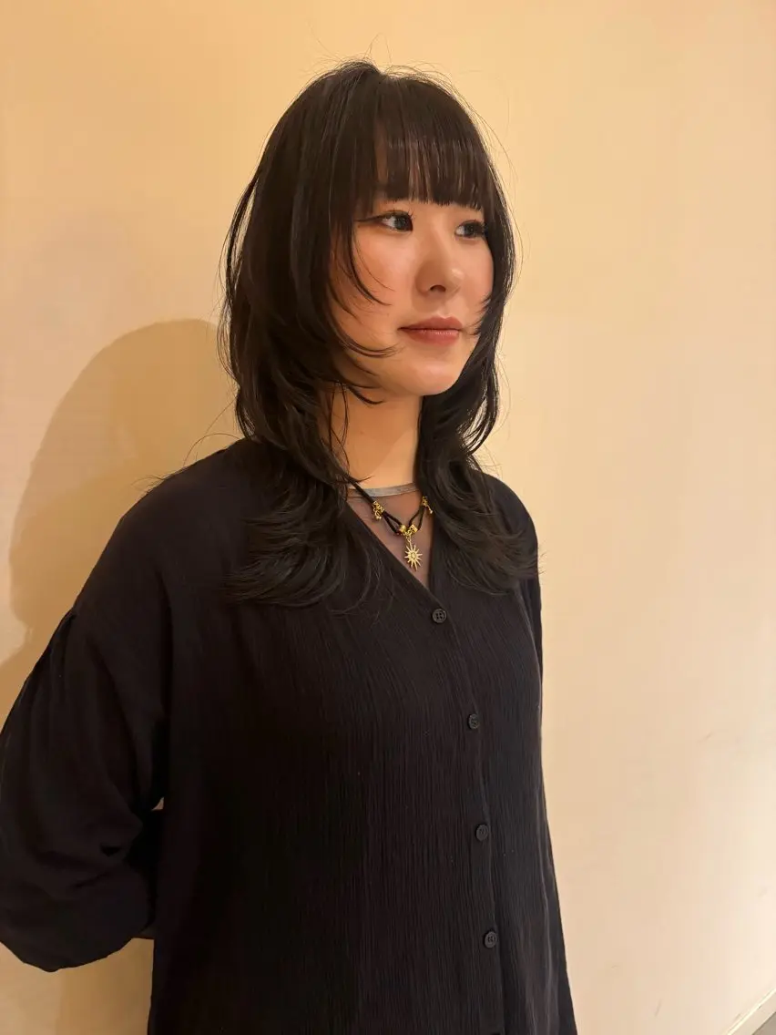 ロング 顔周りカット レイヤーカット 山中 萌花のヘアスタイル