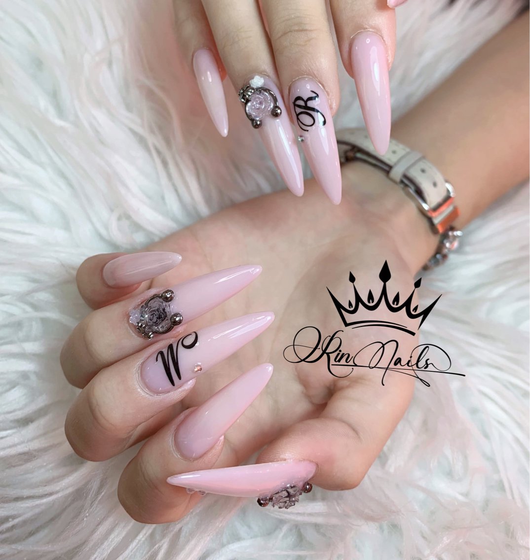 ネイル Rin.nails ネイルサロンのネイルデザイン