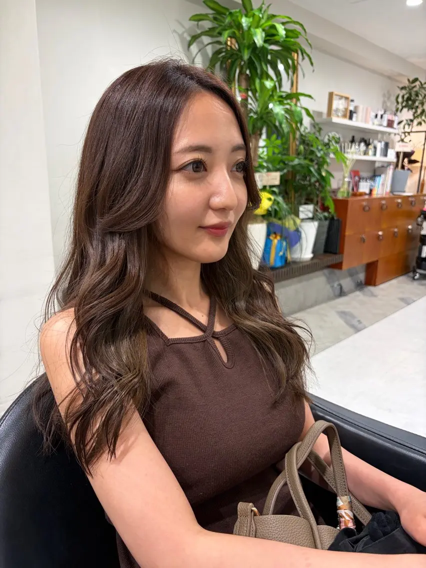 ロング 顔まわりレイヤー 髪質改善 レイヤーカット トリートメント カット ヘアカラー トリートメント 銀座/髪質改善/ 艶カラー/岸田佳祐のヘアスタイル