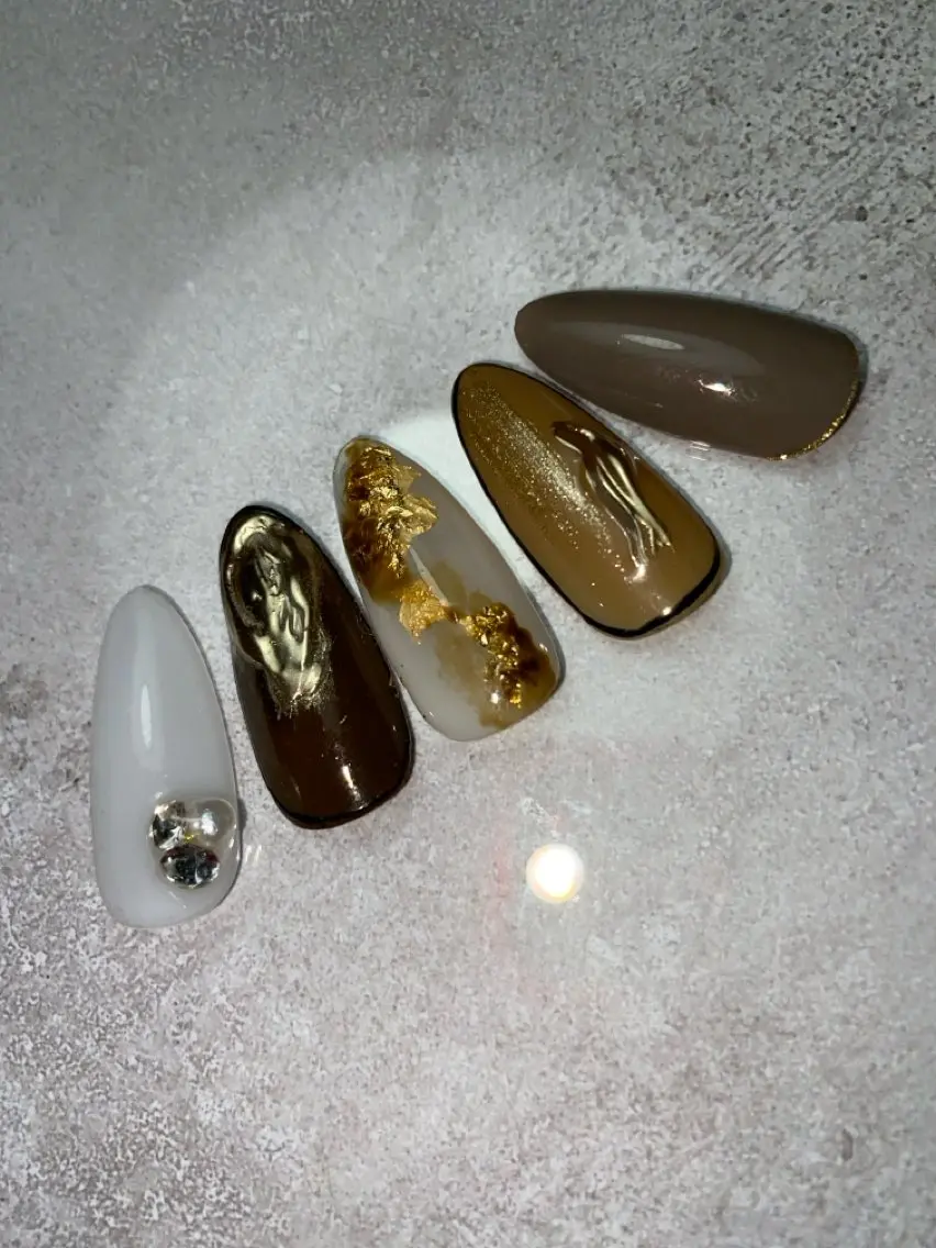 ネイル Bavardage Nailのネイルデザイン