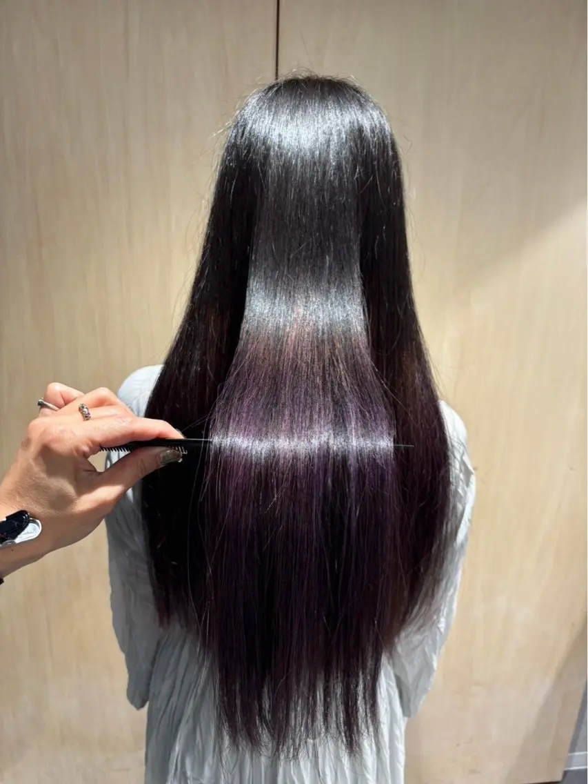 ロング かがみ/メンテナンス カット無料のヘアスタイル