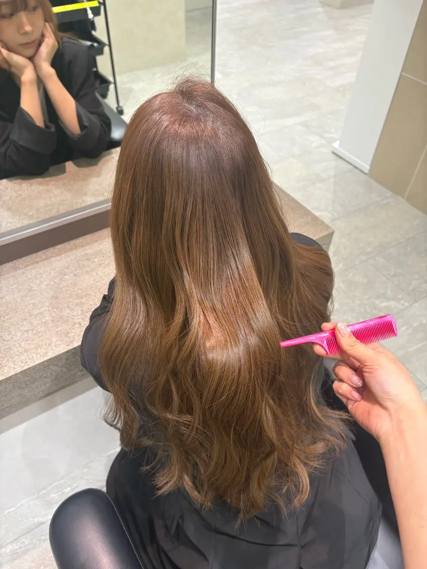 うるつやカラー🫧〈白髪染めも◎〉+トリートメント💫の写真