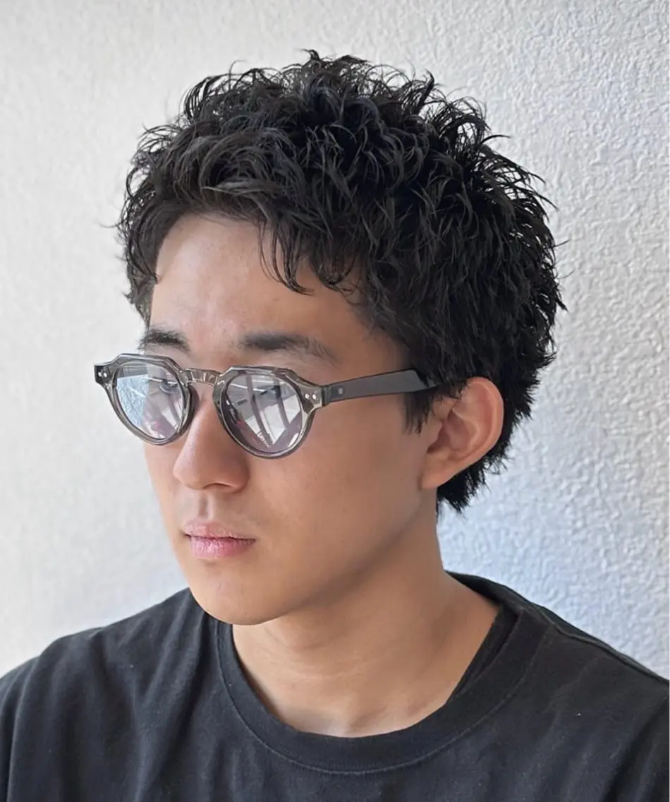 ショート パーマ メンズ 榊原 貫太のヘアスタイル