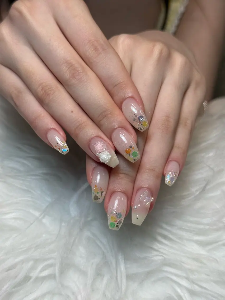ネイル クリアネイル ドット フラッシュネイル フレンチネイル マグネットネイル ハンドネイル ハンドケア Aria Nail Beautyのネイルデザイン