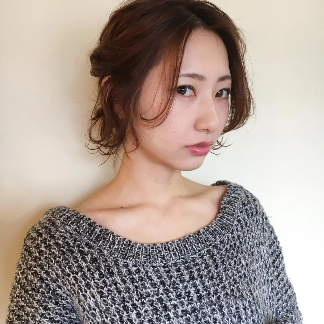 ショート カラー ヘアアレンジ ボブ/顔周りレイヤー carlm:上川美幸のヘアスタイル