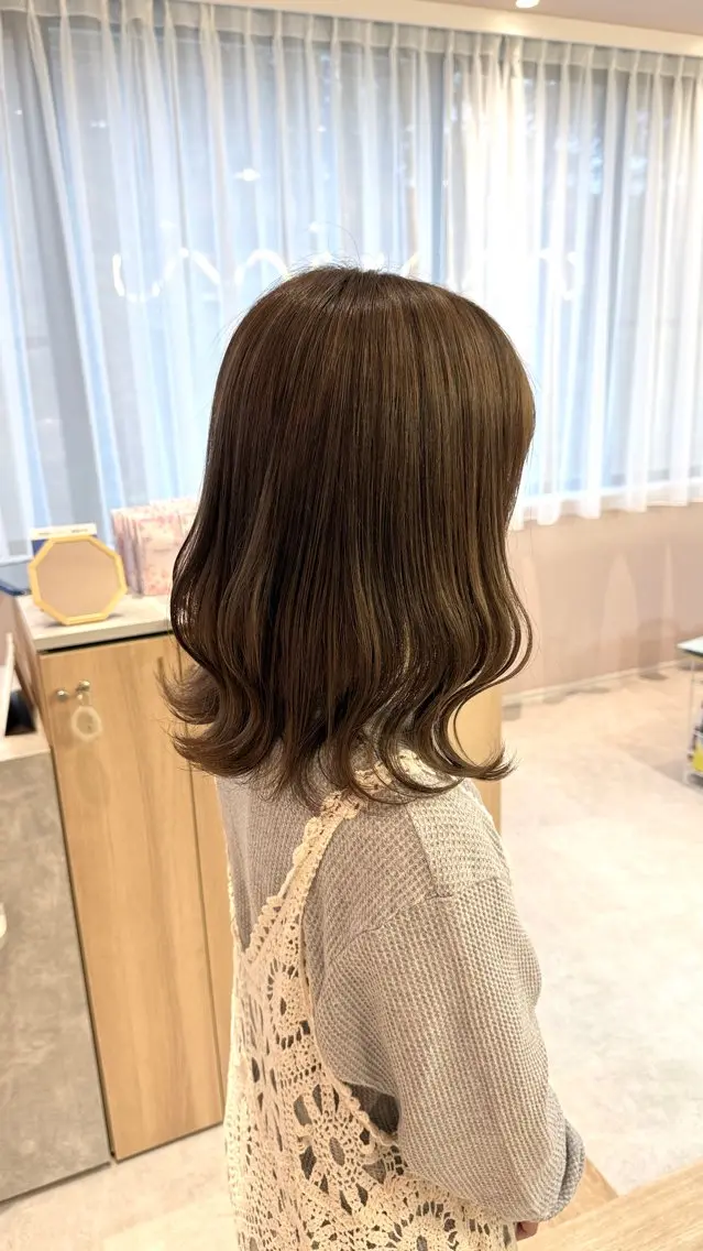 セミロング ヘアカラー merc.☘️平岩 那月のヘアスタイル
