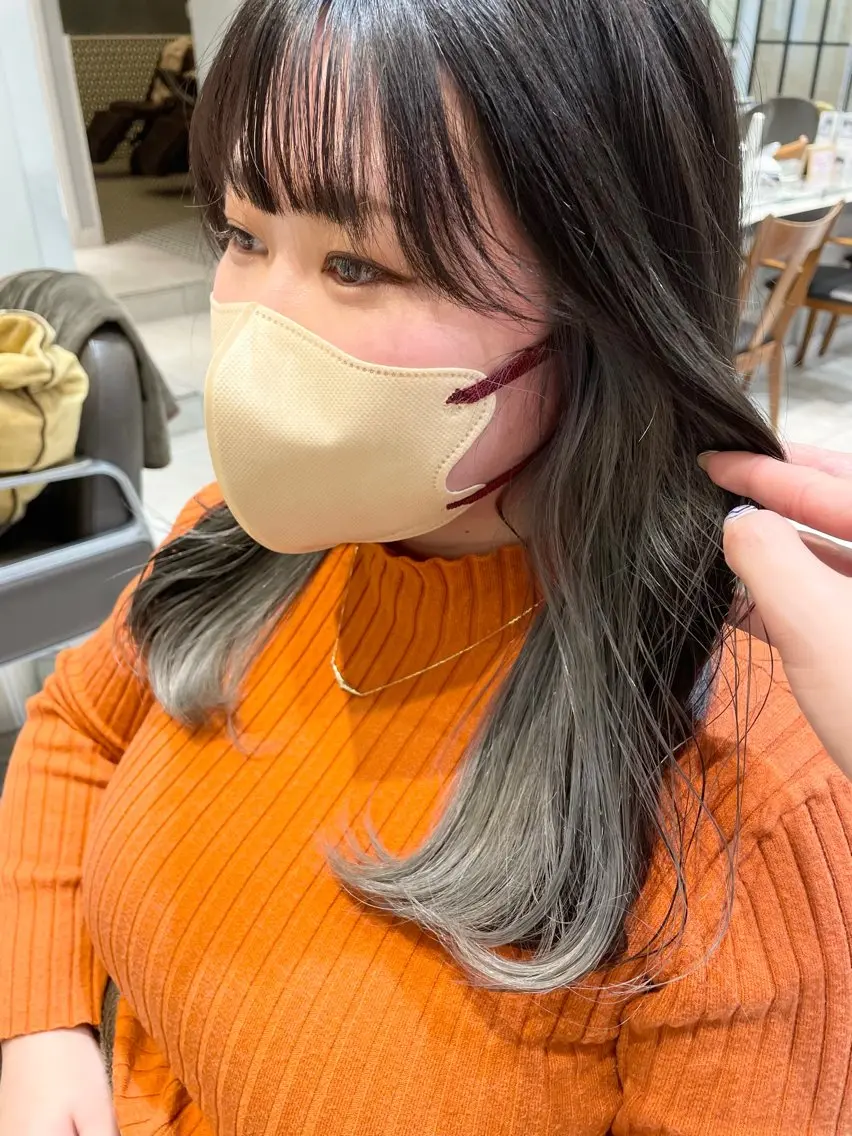 セミロング カラー ブリーチ インナーカラー カット ヘアカラー トリートメント 🦖鶴岡 香純🦖のヘアスタイル