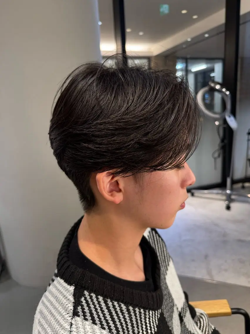 ミディアム パーマ メンズ unopulir 景山 凌のヘアスタイル