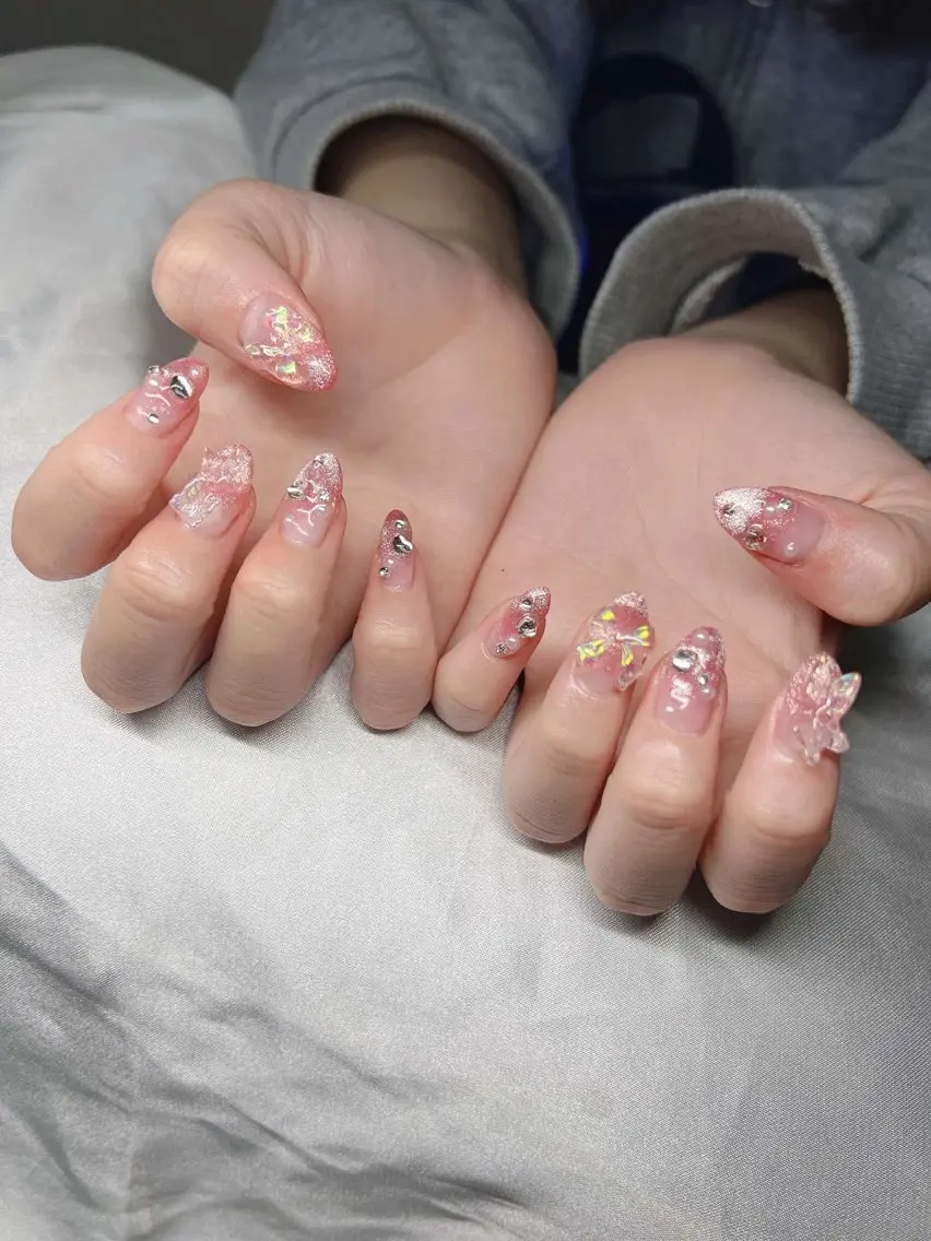 ネイル オーロラネイル チークネイル 長さ出し フットネイル フレンチネイル ハンドネイル Lee Nails チップ長さだし専門店のネイルデザイン
