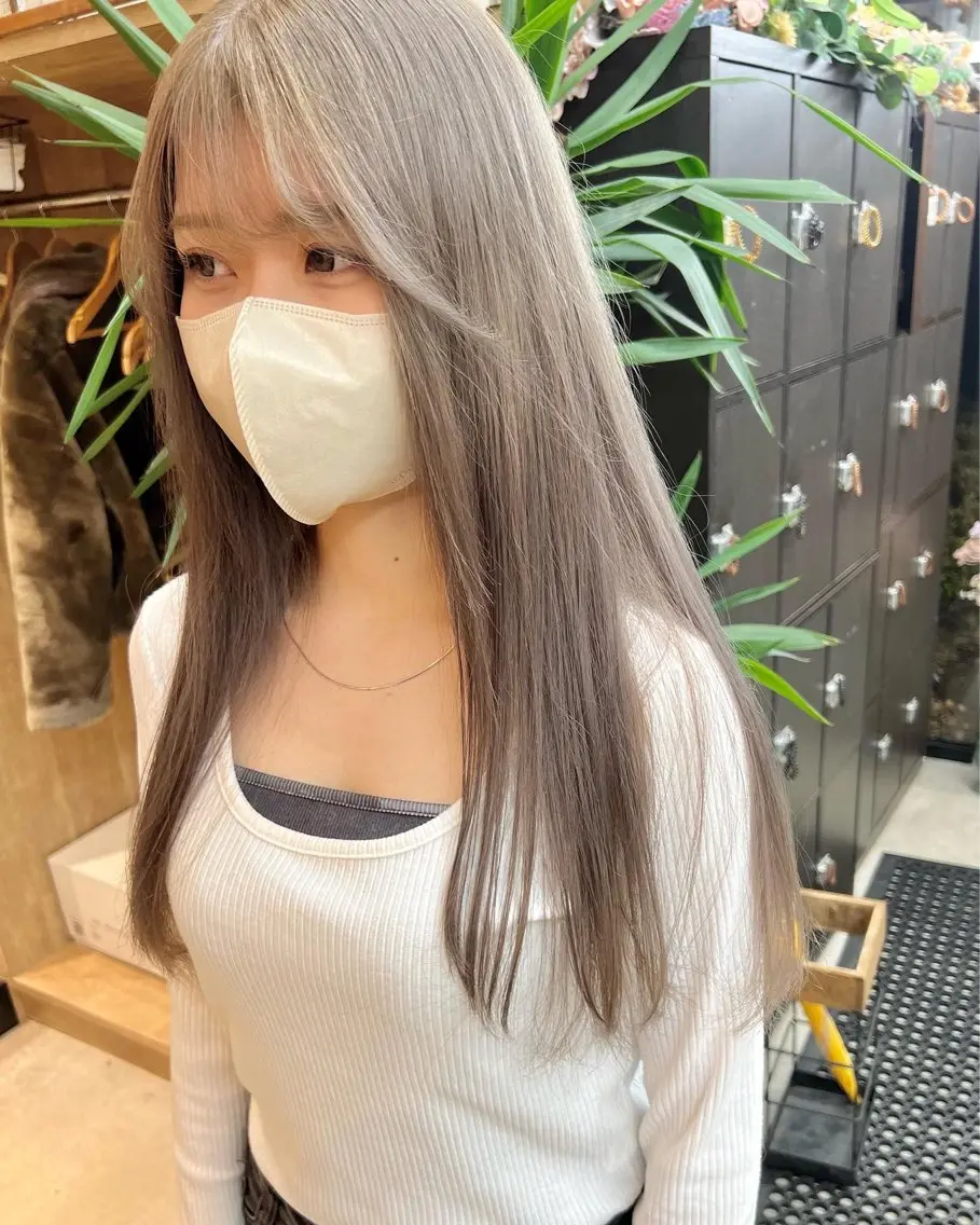 ロング カラー カット ヘアカラー トリートメント 池本 勇大のヘアスタイル