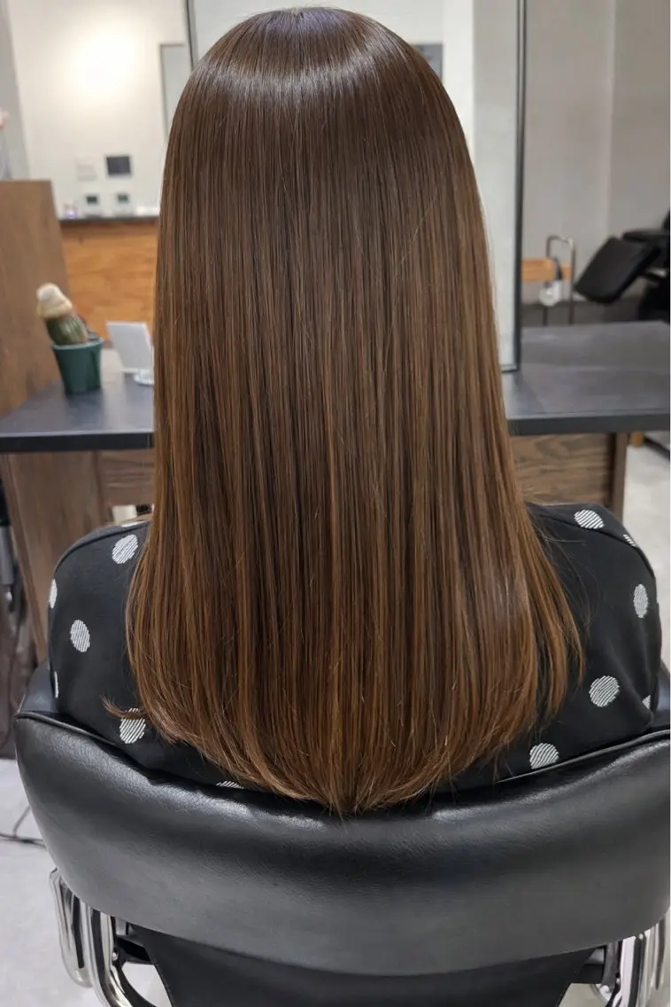 ロング カラー レディースカット/ ヒグレアキコのヘアスタイル
