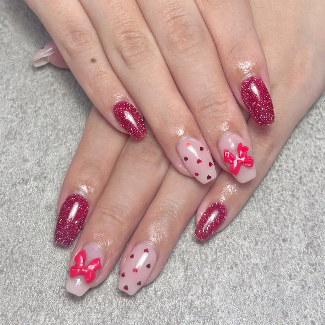 ネイル ハンドネイル nailroom DIASOMNIAのネイルデザイン