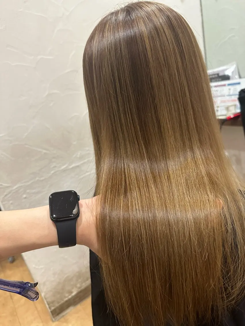 カラー 髪質改善 カット ヘアカラー トリートメント 艶髪クリエイター🪽 秋田 聖也のヘアスタイル