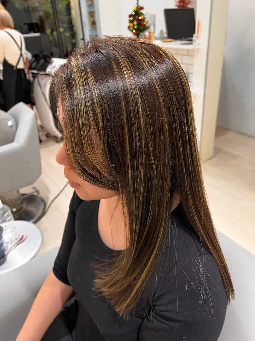 ミディアム カラー パーマ ヘアアレンジ メンズ ヘアカラー 堀井 凌平のヘアスタイル