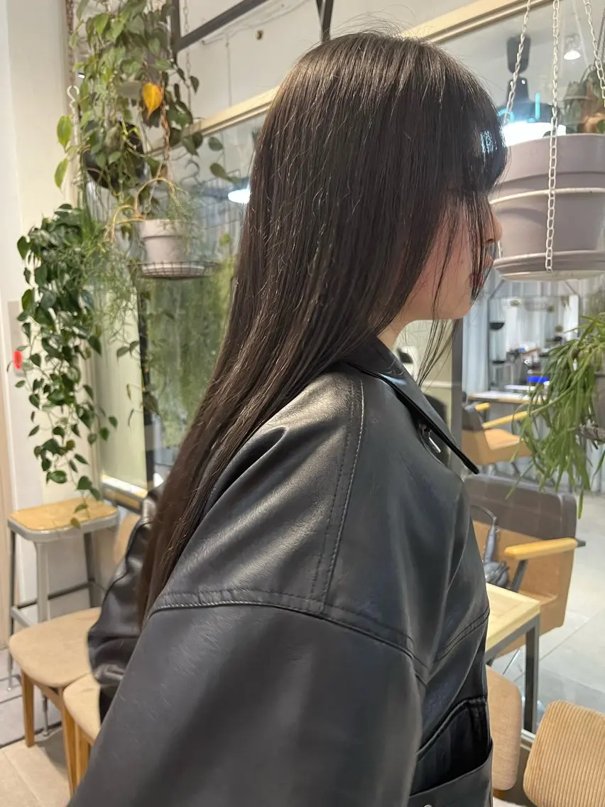 ロング カラー 中性的ヘア/ ナチュラル/トモキのヘアスタイル