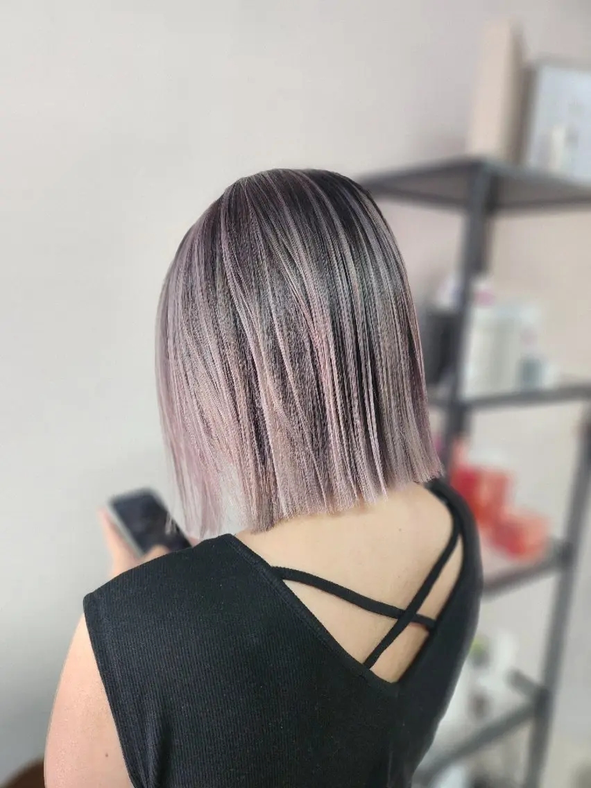 ショート カラー バレイヤージュ レイヤーカット カット ヘアカラー 金田 拓也のヘアスタイル
