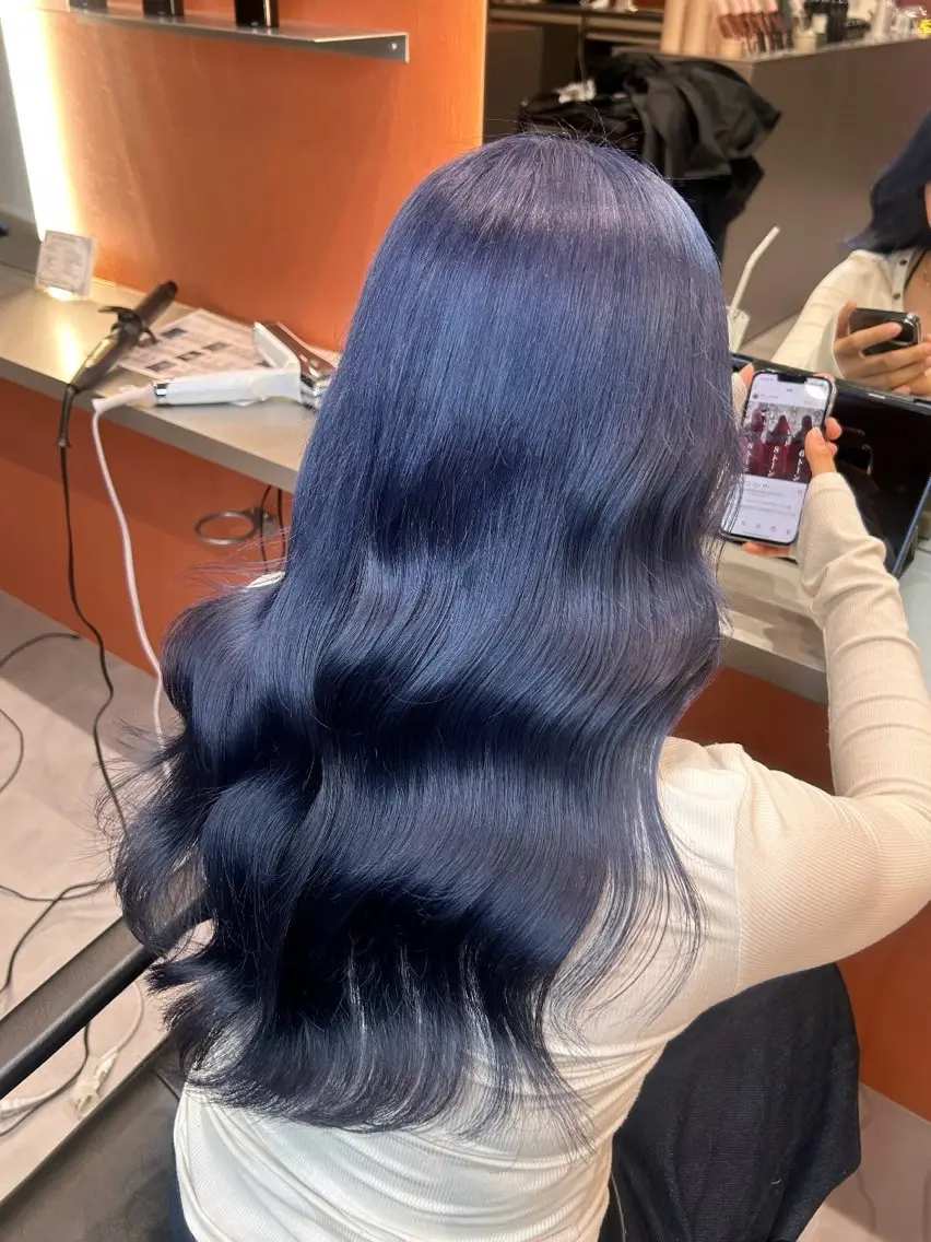 ロング カラー ブルーカラー 透明感カラー ラベンダーカラー ヘアカラー トリートメント 💗爆美女製造機💗 ハイトーン-髪質改善のヘアスタイル