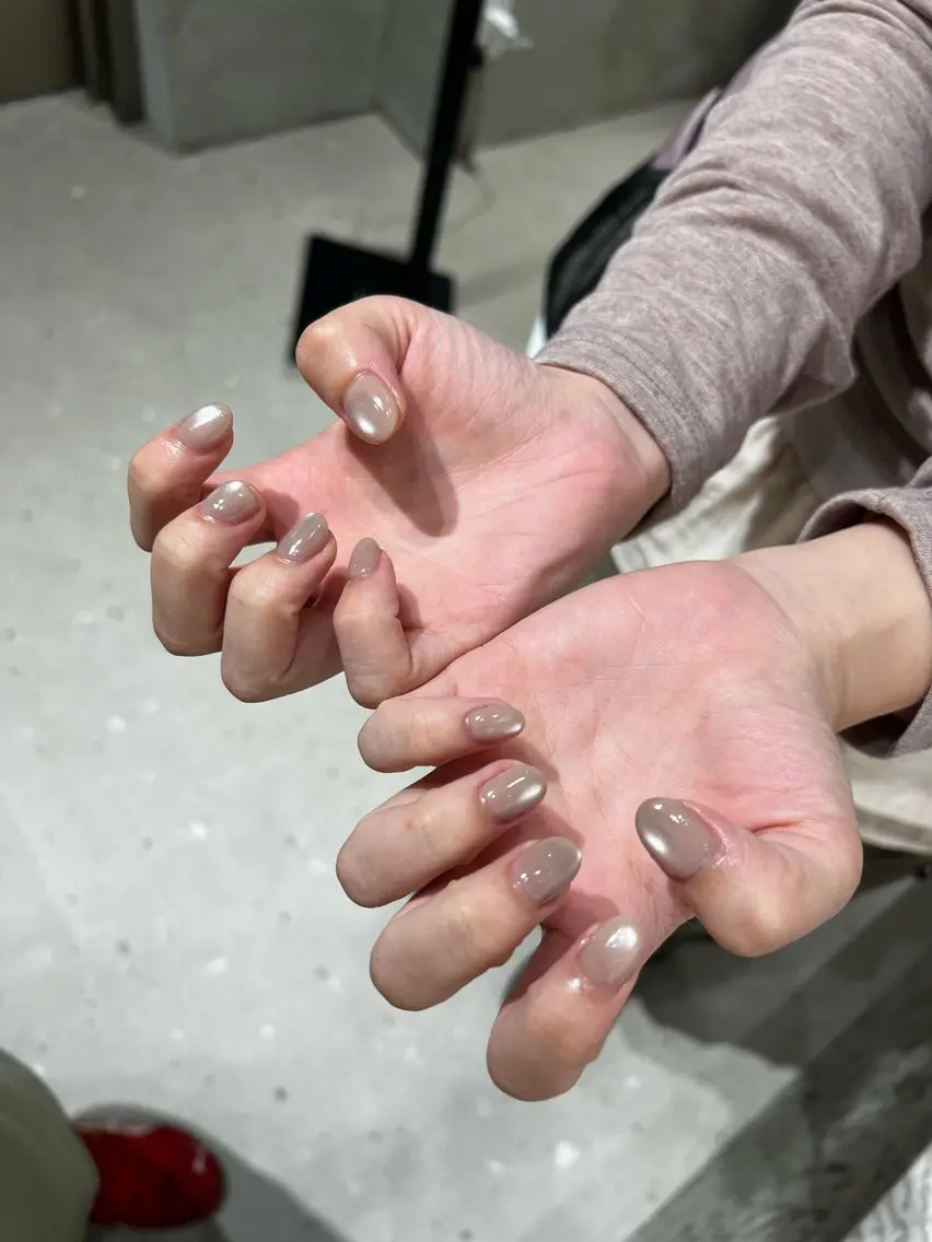 シンプルデザイン+色追加(他店オフ)の写真
