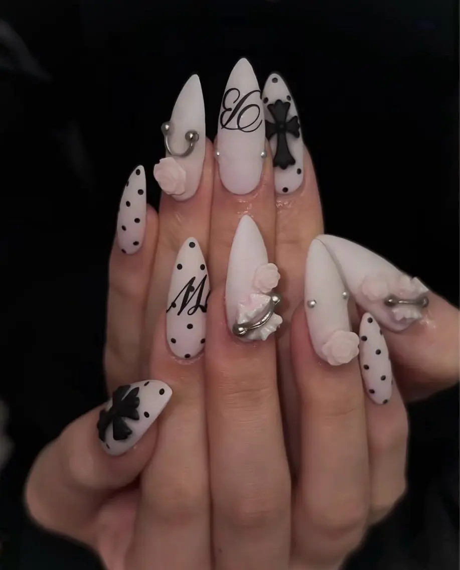 ネイル HAPPI NAIL . LEEのネイルデザイン