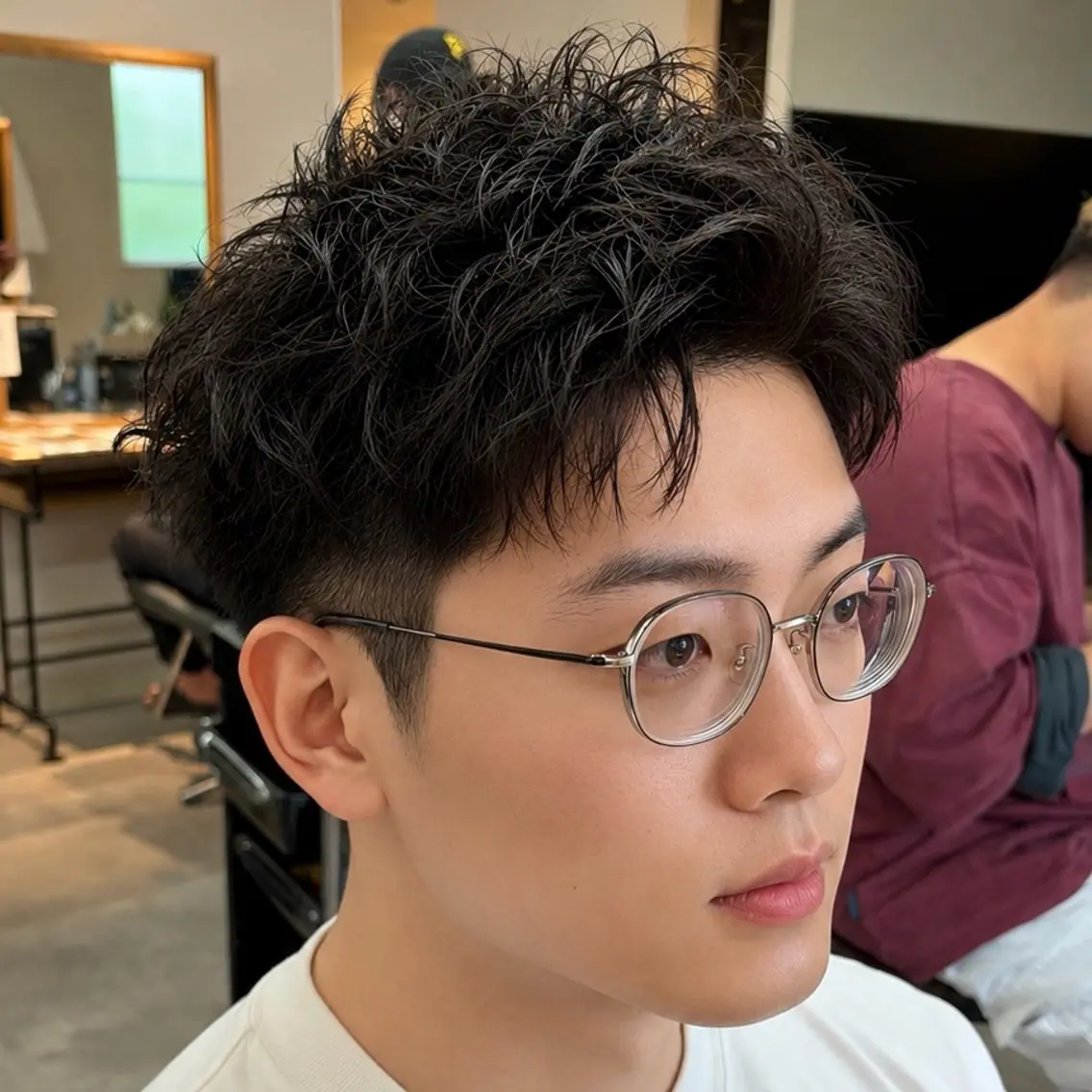 パーマ メンズ フェザーパーマ メンズパーマ スパイキーショート 波巻きパーマ ニュアンスパーマ カット パーマ 男の理想を叶える🔥 メンズパーマ特化|関のヘアスタイル