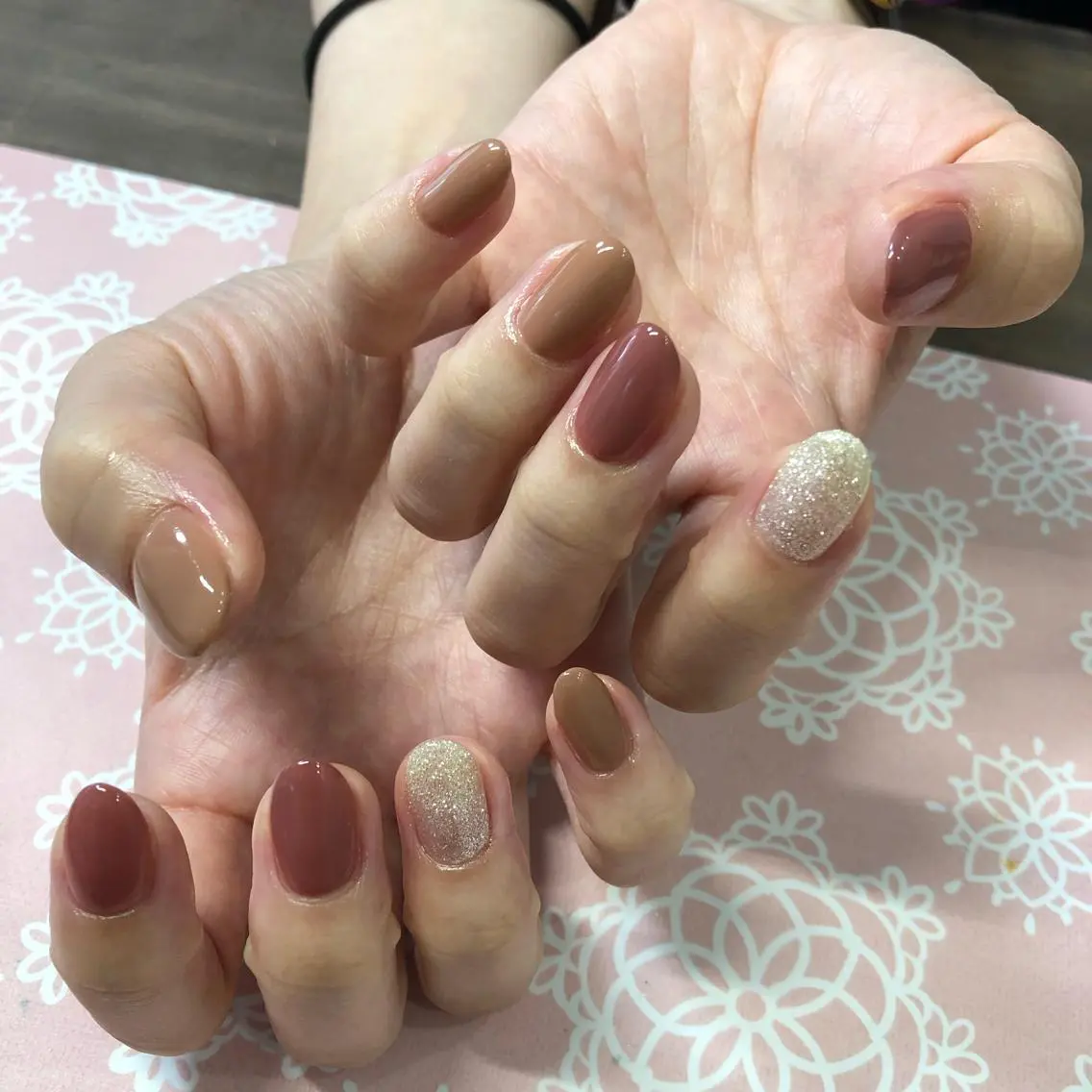 ネイル ハンドネイル 西岡 杏のネイルデザイン