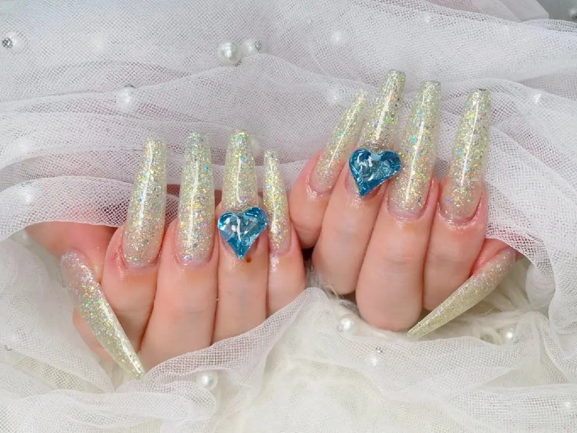 ネイル チークネイル 長さ出し フラッシュネイル フレンチネイル ジェルネイル Chouette Nailのネイルデザイン