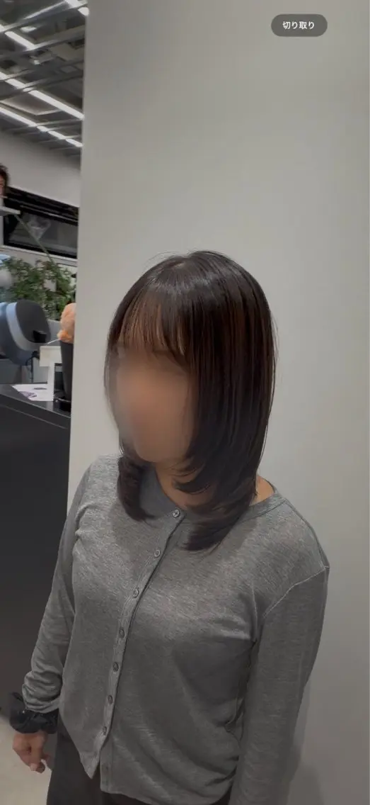ミディアム くびれヘア くびれレイヤー レイヤーカット 小顔カット カット 吉野 悠斗のヘアスタイル